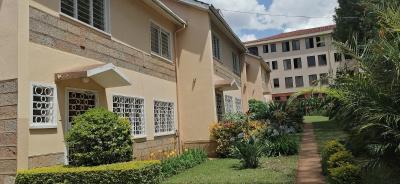 Spacious 4 Bedroom Commercial Maisonette