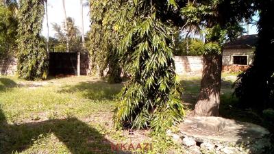 Exceptional ½ Acre with Semi-Finished Units in Garoda, Watamu