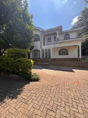 Refurbished 4-Bedroom All En-Suite Townhouse + DSQ