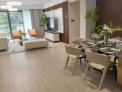 An Elegant Very Spacious 4 Bedroom All Ensuite Plus DSQ