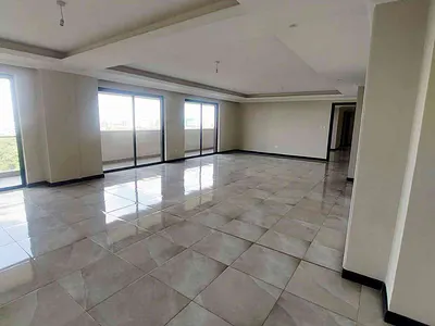 5 Bedroom + DSQ Duplex Penthouse Apartment