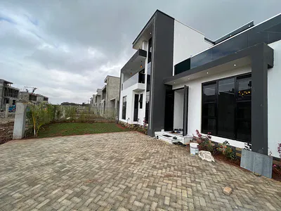 5 Bedrooms House in a Gated Community with Swimming Pool, Gym — Ruiru, Kiambu