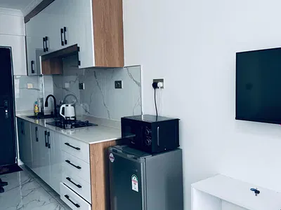 Studio Fully Furnished and Serviced Available