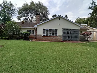 4 Bedroom Bungalow for Residential/Silent Office Use