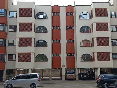 3 Bedroom Unfurnished Apartment in Kilimani