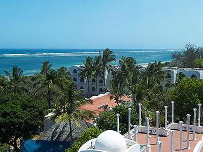 4 Star Beach Hotel with 191 Rooms in Diani Beach-Kenyan Coast Sitting