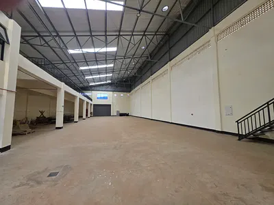 Spacious Warehouse for Rent