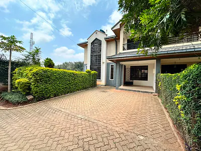 Amazing 4 Bedroom Townhouse All Ensuite Plus Cloakroom