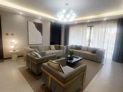 4 Bedroom + DSQ Apartments