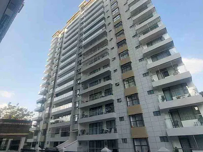 Expansive 4 Bedroom Apartment
