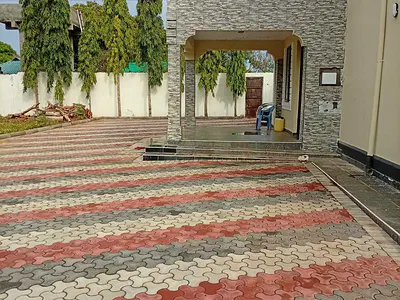 5-Bedroom Maisonette -- 4th Beach Row
