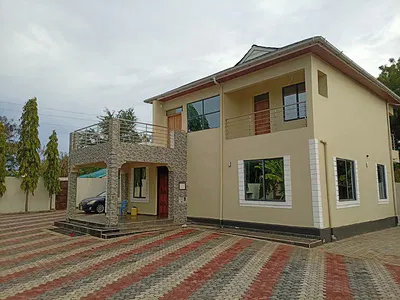 For Sale 5-Bedroom Maisonette in Kikambala -- 4th Beach Row
