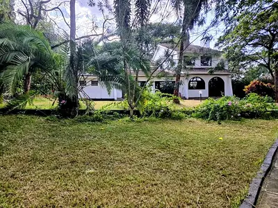 Charming 4-Bedroom En-Suite Standalone House