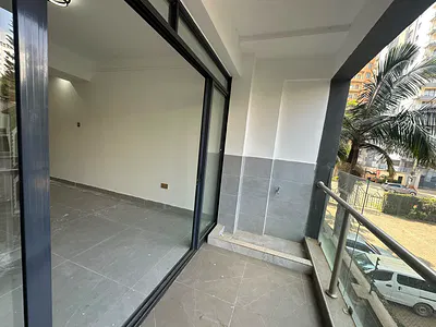 Studio Apartment with Modern Finishes