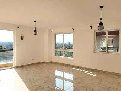 3 Bedroom Apartment with En Suite