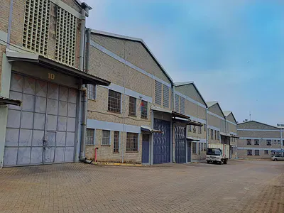 5, 500 Sq FT Warehouse