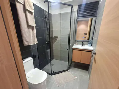 4 Bedrooms Plus Sq Apartment Unit