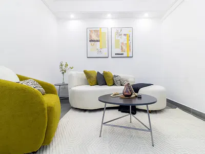 1 Bedroom Furnished and Serviced.