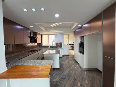 Exclusive 5 Bedroom Duplex