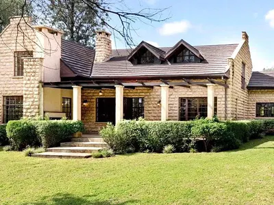 5 Bedroom House