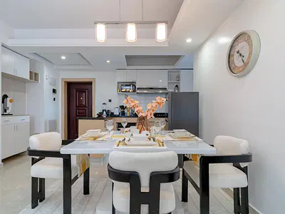 Fully Furnished 4 Bedroom Apartment