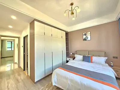 2 Bedrooms Apartment
