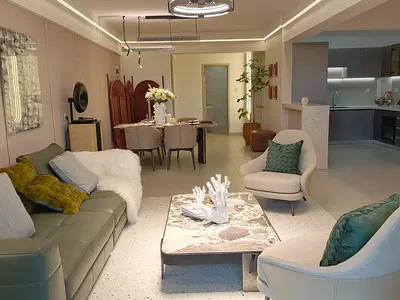 An Excellent Very Spacious 2 Bedrooms All Ensuite Plus Guest Cloakroom