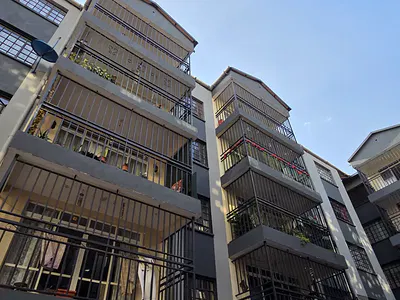 Spacious 3 Bedroom Apartment Secure Gated Community
