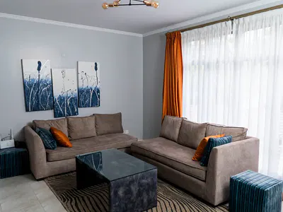 1 Bedroom Furnished and Serviced. — Hendred Road/Lavington Estate., Lavington, Nairobi