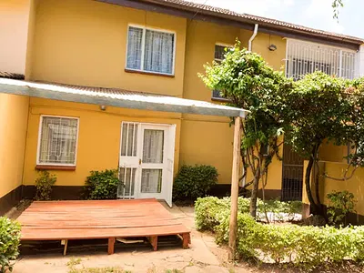 Unbeatable Deal 3 Bedroom Town House Readily Available