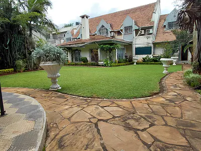5-Bedroom House on 1/2 Acre