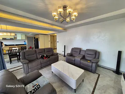 Penthouse Apartment, 4 Bedrooms, 3 Ensuite+ DSQ