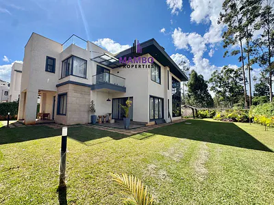 Luxury 4 Bedroom Villa with a Private Garden.