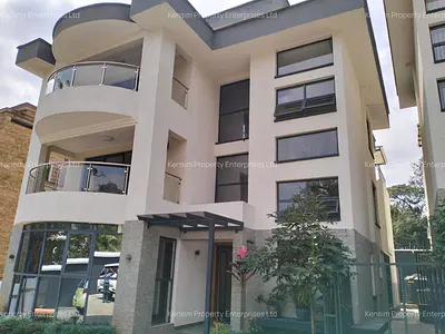 5 Bedroom Townhouse with En Suite Plus DSQ — Lavington, Nairobi