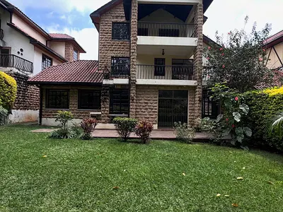 4-Bedroom Villa + 2 DSQS