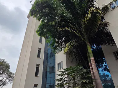 Stunning 2-Bedroom Fully Furnished All Ensuite Apartment