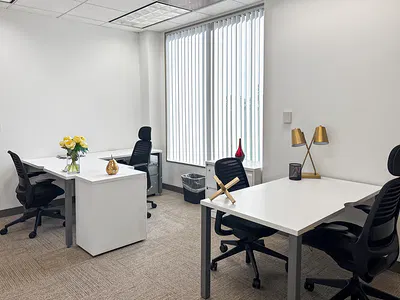 Private Office Space for 5 Employees in HQ Village Market