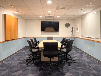 Serviced Office Space for 10 Employees in HQ Village Market