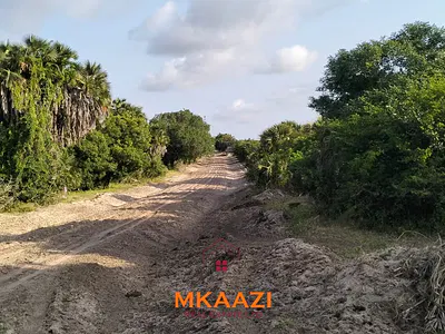 Prime 15-Acre Investment Land — Hindi, Lamu