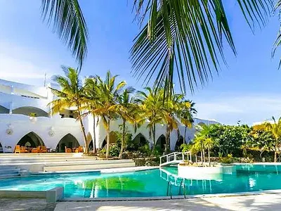 14acres Beach Hotel with 45 Rooms for Sale Kenya Watamu Beach Asking — Watamu, Watamu, Kilifi