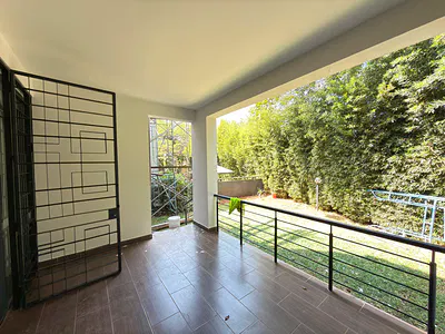 Charming 5-Bedroom Townhouse + DSQ — Spring Valley, Nairobi