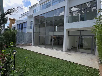 5 Bedroom Villa — Apple Cross Road, Lavington, Nairobi