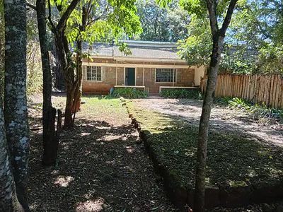 Lovely 2 Bedroom with Sq and It's Own Compound — Karen, Nairobi