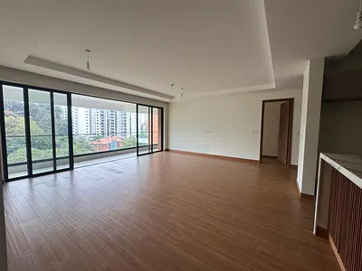 Newly Built 3 Bedroom Apartment All Ensuite with DSQ — Riverside, Westlands, Nairobi