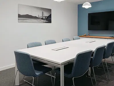 Serviced Office Space for 10 Employees — Crescent Business Centre, 4th Floor, the Crescent, Parklands, Nairobi