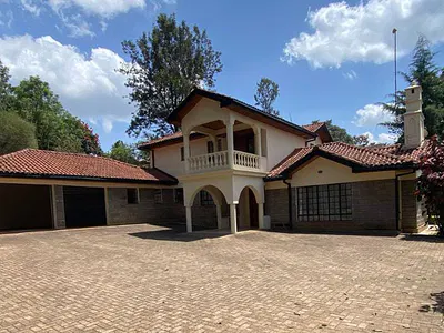 Runda Crescent Rustic 5 Bedroom All-Ensuite Home on ½ Acre -- KSH 110 — Runda, Runda, Westlands, Nairobi