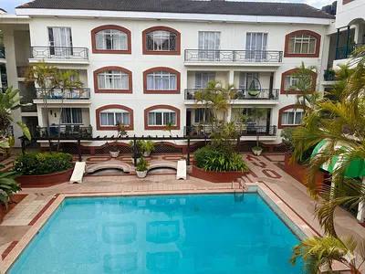 Paying Guest 2 Bedrooms Luxury Comfort, Security and Convenience — Parklands, Nairobi