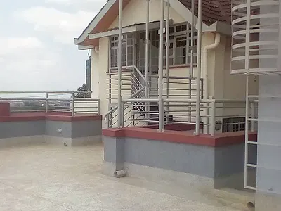 Luxury 1 Bedroom Living in Prime Area Convenience and Panoramic Views — Off 5th Parklands Avenue, Parklands, Nairobi