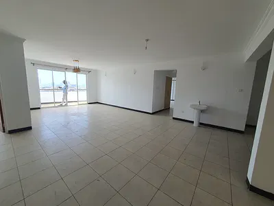 Executive 3-Bedroom Apartment with DSQ — Kileleshwa, Nairobi