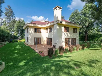5 Bedroom Detached Bungalow with Sq — Karen, Nairobi